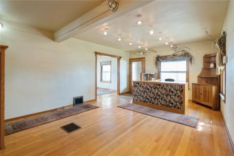 3412 1st Avenue NE Cedar Rapids IA 52402