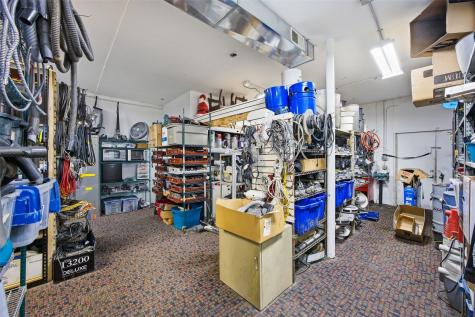 901 Oakland Road NE Cedar Rapids IA 52402