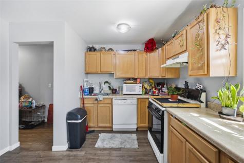 901 Oakland Road NE Cedar Rapids IA 52402
