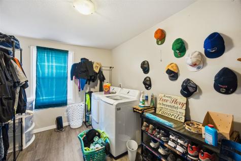 901 Oakland Road NE Cedar Rapids IA 52402