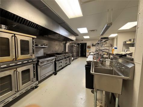 796 11th Street Marion IA 52302