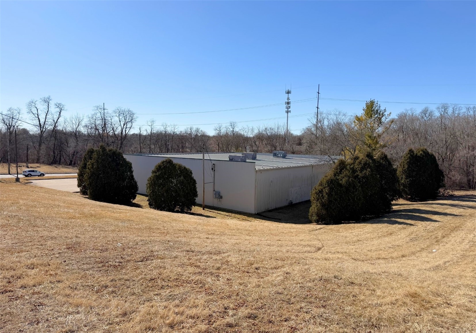 2020 E Locust Street Davenport IA 52803