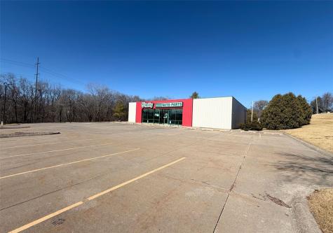 2020 E Locust Street Davenport IA 52803