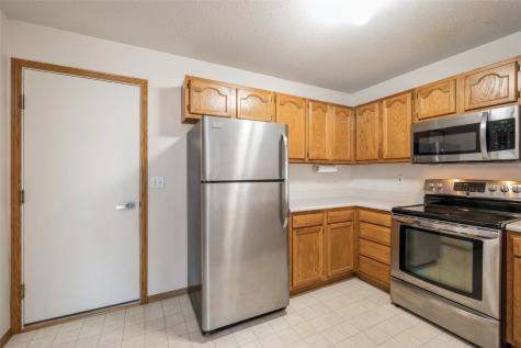 917 74th Street NE Cedar Rapids IA 52402
