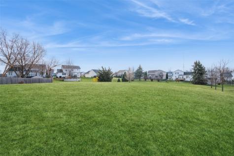 917 74th Street NE Cedar Rapids IA 52402