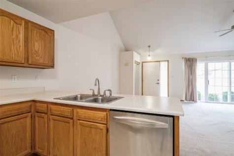917 74th Street NE Cedar Rapids IA 52402