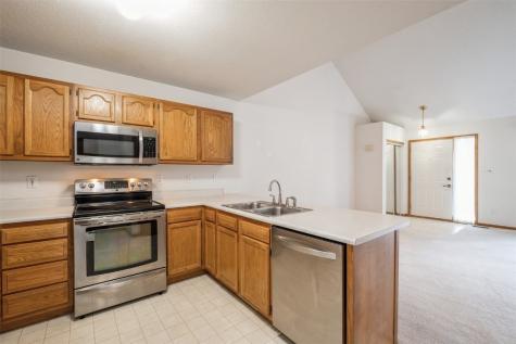 917 74th Street NE Cedar Rapids IA 52402
