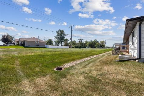 3002 Sherwood Drive Marion IA 52302