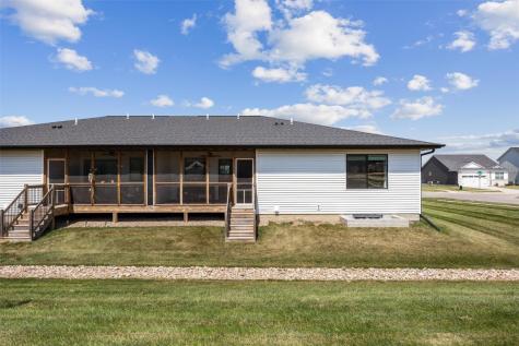 3002 Sherwood Drive Marion IA 52302