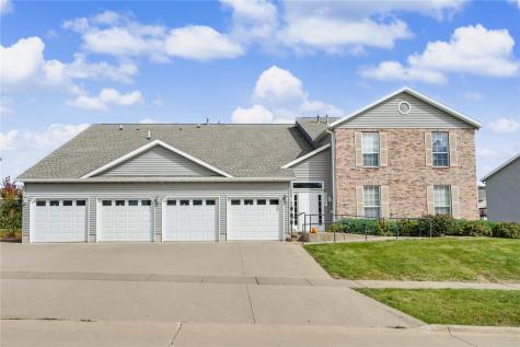 6317 Greenbriar Lane SW Cedar Rapids IA 52404