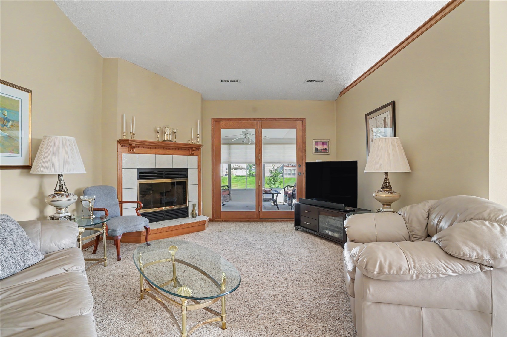 6317 Greenbriar Lane SW Cedar Rapids IA 52404