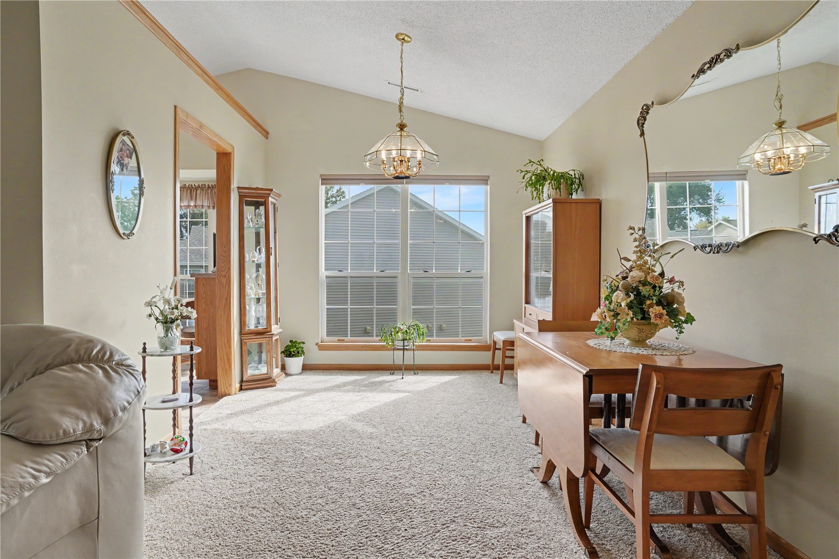 6317 Greenbriar Lane SW Cedar Rapids IA 52404