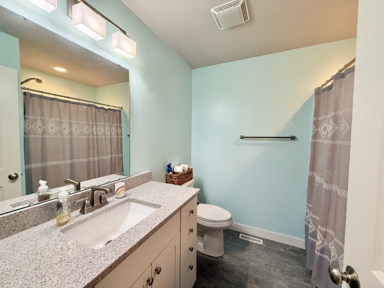 4926 Raleigh Lane Iowa City IA 52245