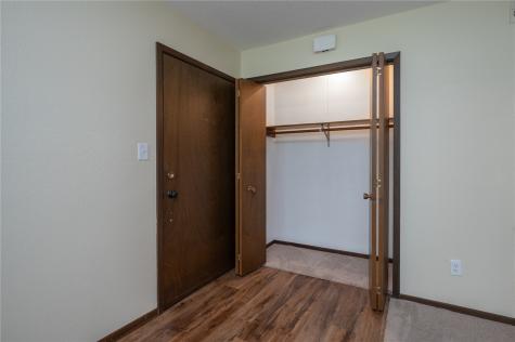 5703 Golden Court NE Cedar Rapids IA 52402