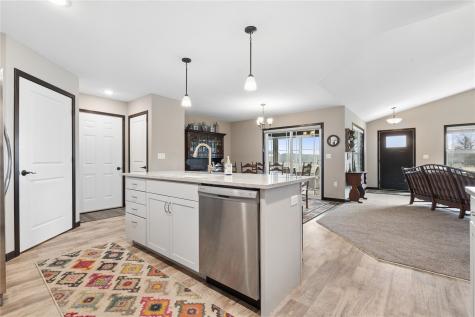 1603 Petrus NE Cedar Rapids IA 52402