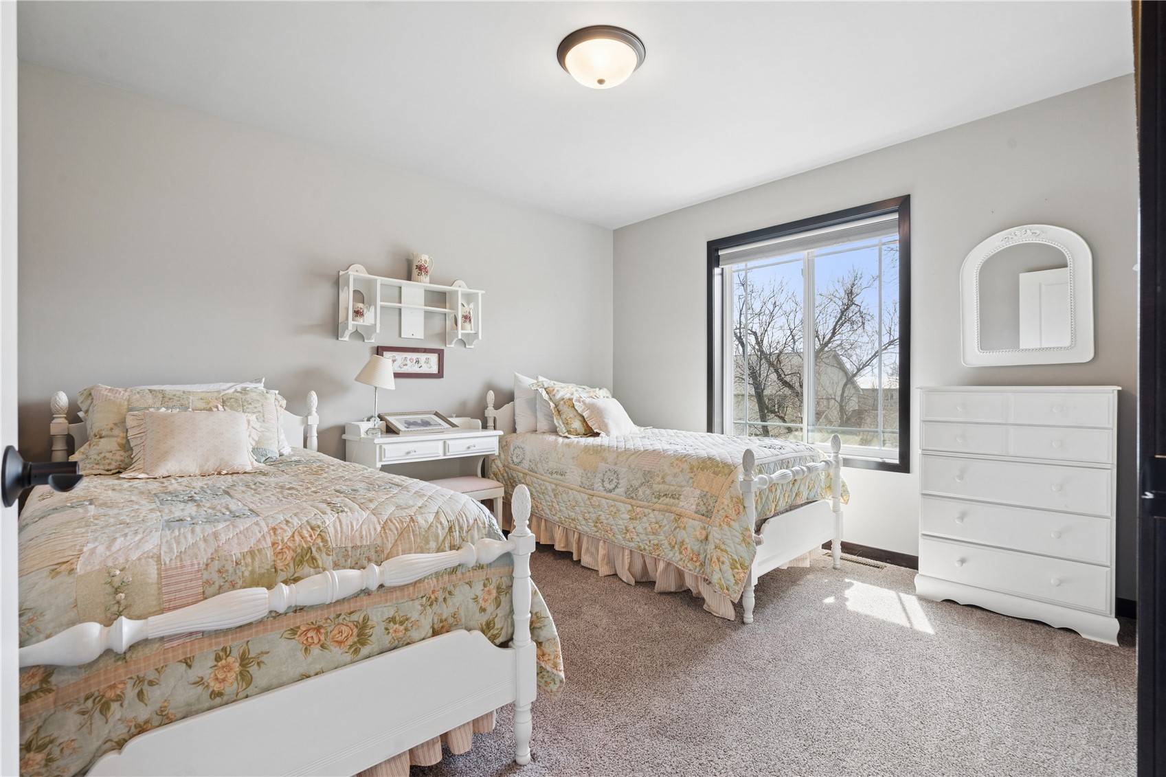 1603 Petrus NE Cedar Rapids IA 52402
