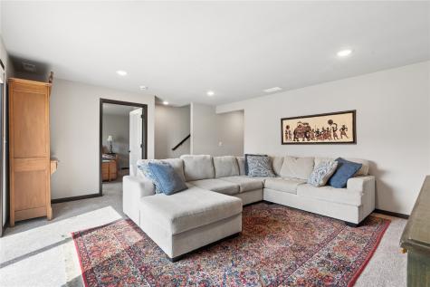 1603 Petrus NE Cedar Rapids IA 52402