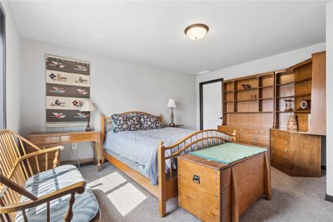 1603 Petrus NE Cedar Rapids IA 52402