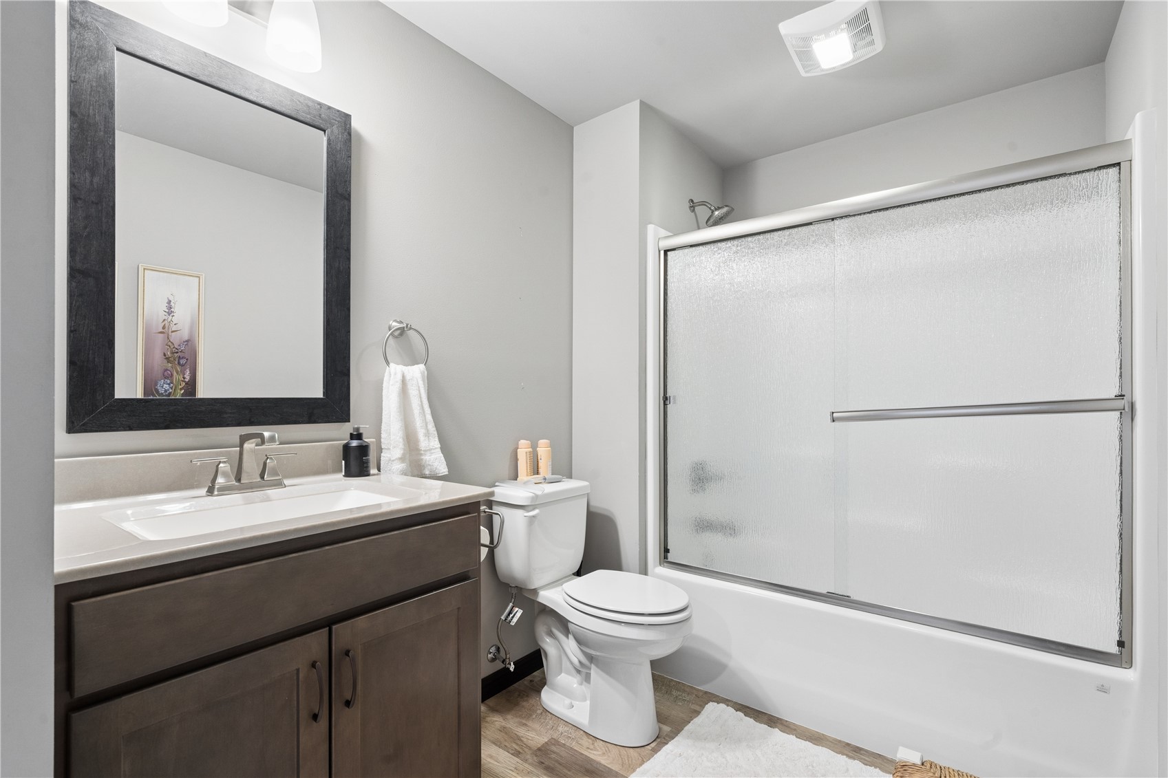1603 Petrus NE Cedar Rapids IA 52402