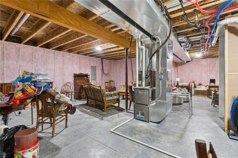 1603 Petrus NE Cedar Rapids IA 52402