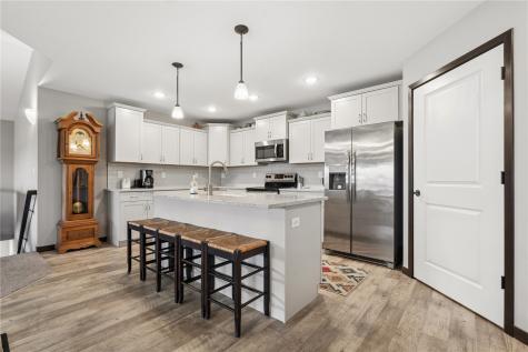 1603 Petrus NE Cedar Rapids IA 52402