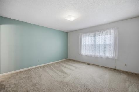 4019 Summerfield Lane NE Cedar Rapids IA 52402