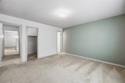 4019 Summerfield Lane NE Cedar Rapids IA 52402