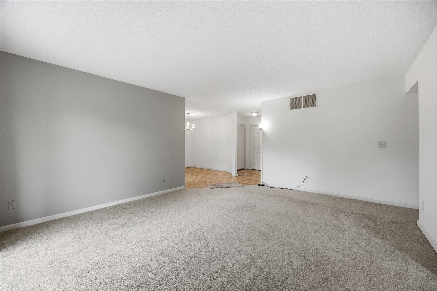 4019 Summerfield Lane NE Cedar Rapids IA 52402