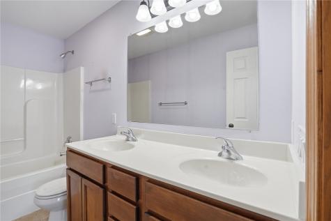 1495 Jaylen Lane North Liberty IA 52317