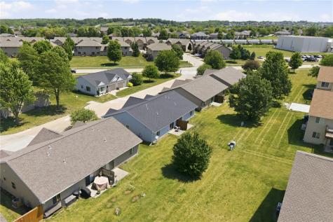 1495 Jaylen Lane North Liberty IA 52317