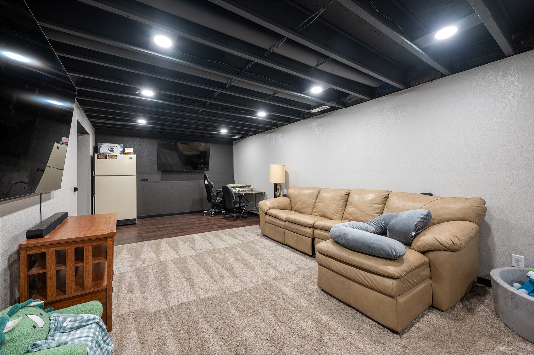 5415 Dostal SW Cedar Rapids IA 52404