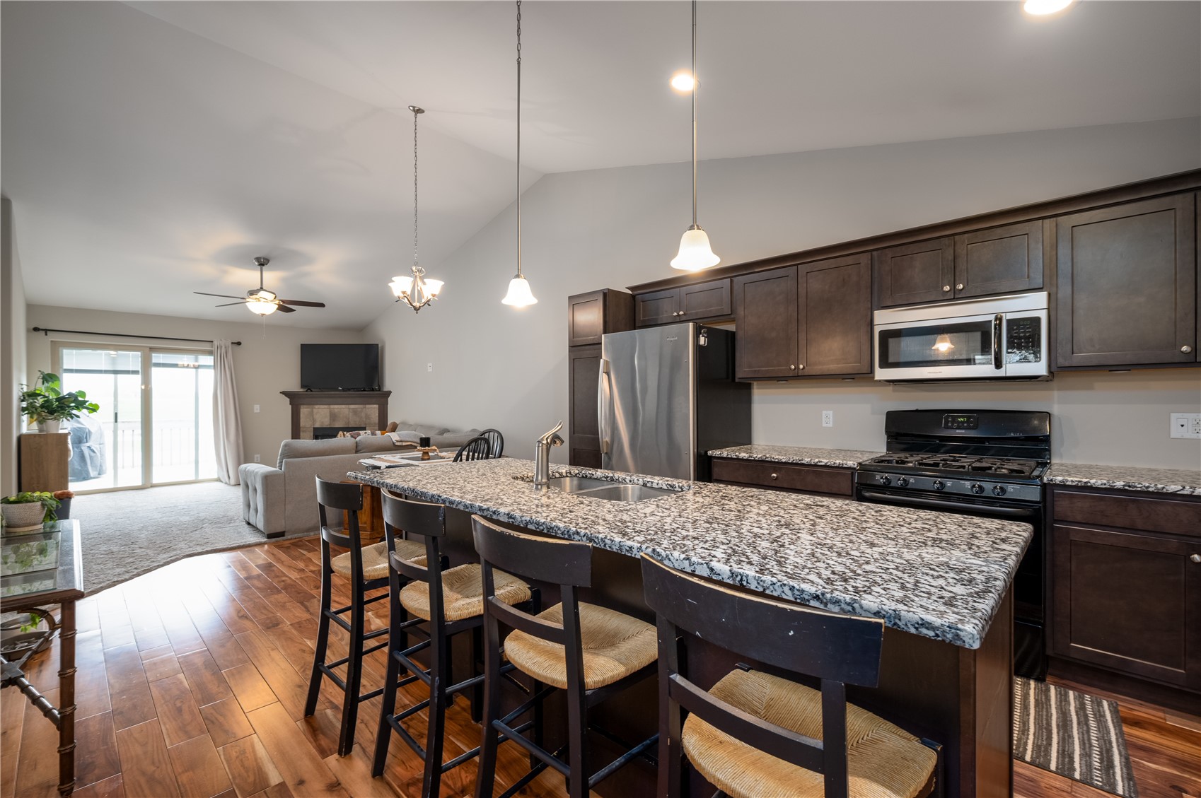 5415 Dostal SW Cedar Rapids IA 52404