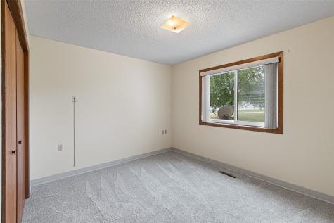 730 S Market Street Solon IA 52333