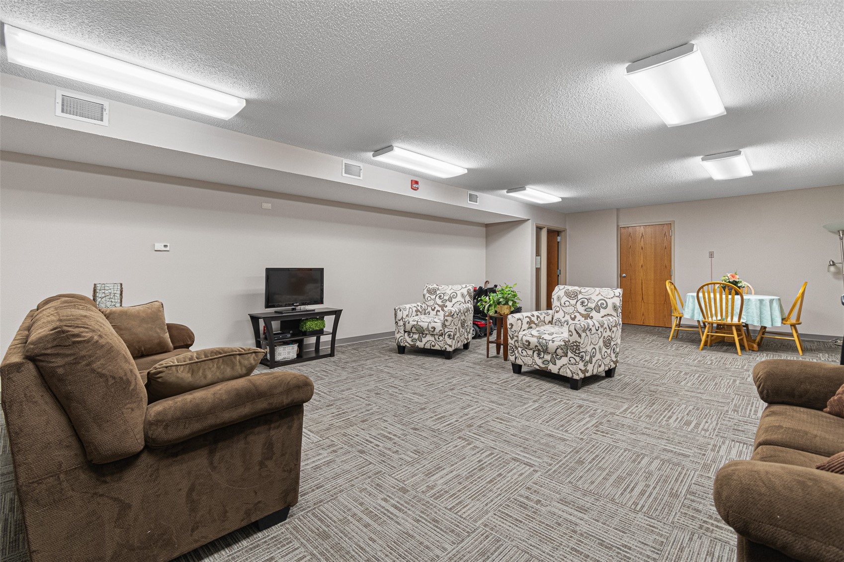 730 S Market Street Solon IA 52333