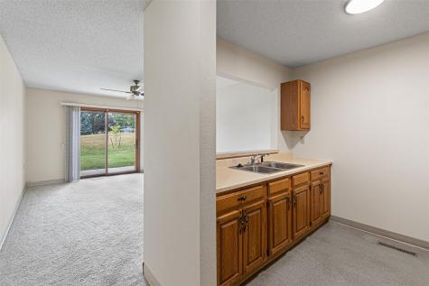 730 S Market Street Solon IA 52333