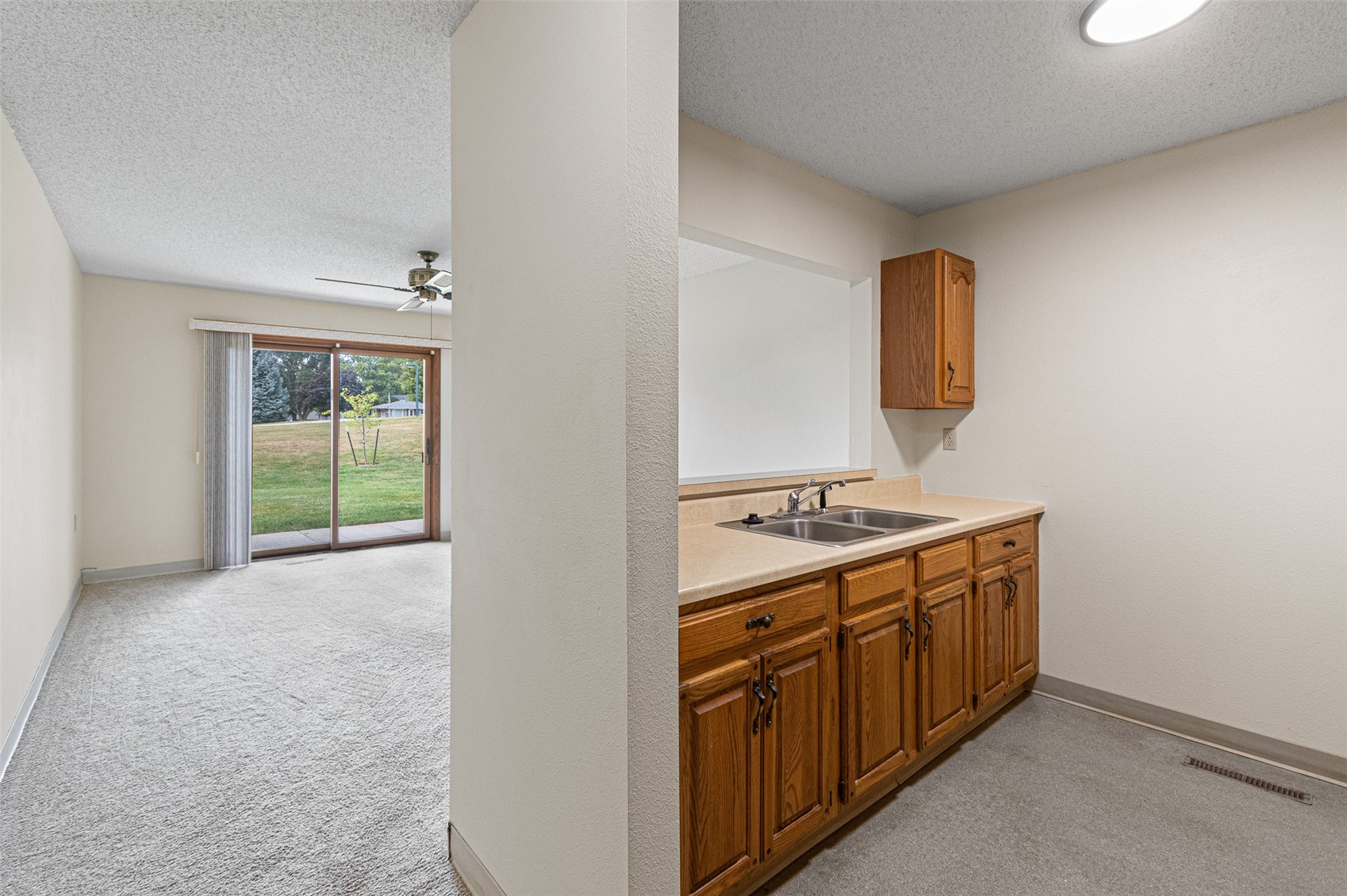 730 S Market Street Solon IA 52333