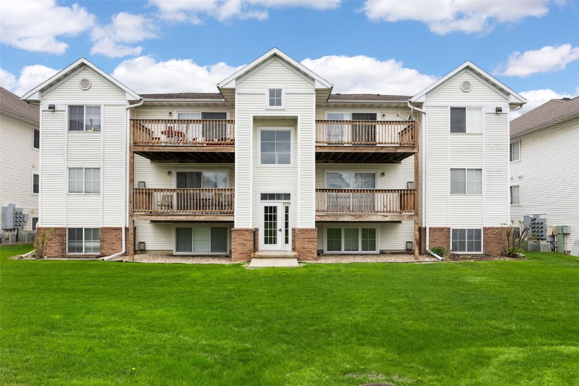4619 1st Avenue SW Cedar Rapids IA 52404