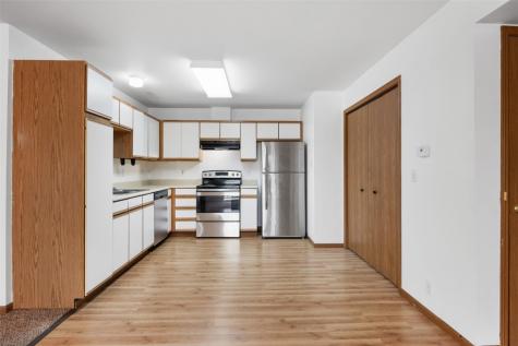 4619 1st Avenue SW Cedar Rapids IA 52404