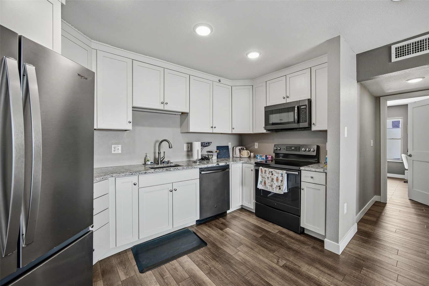 332 S Linn Street Iowa City IA 52240