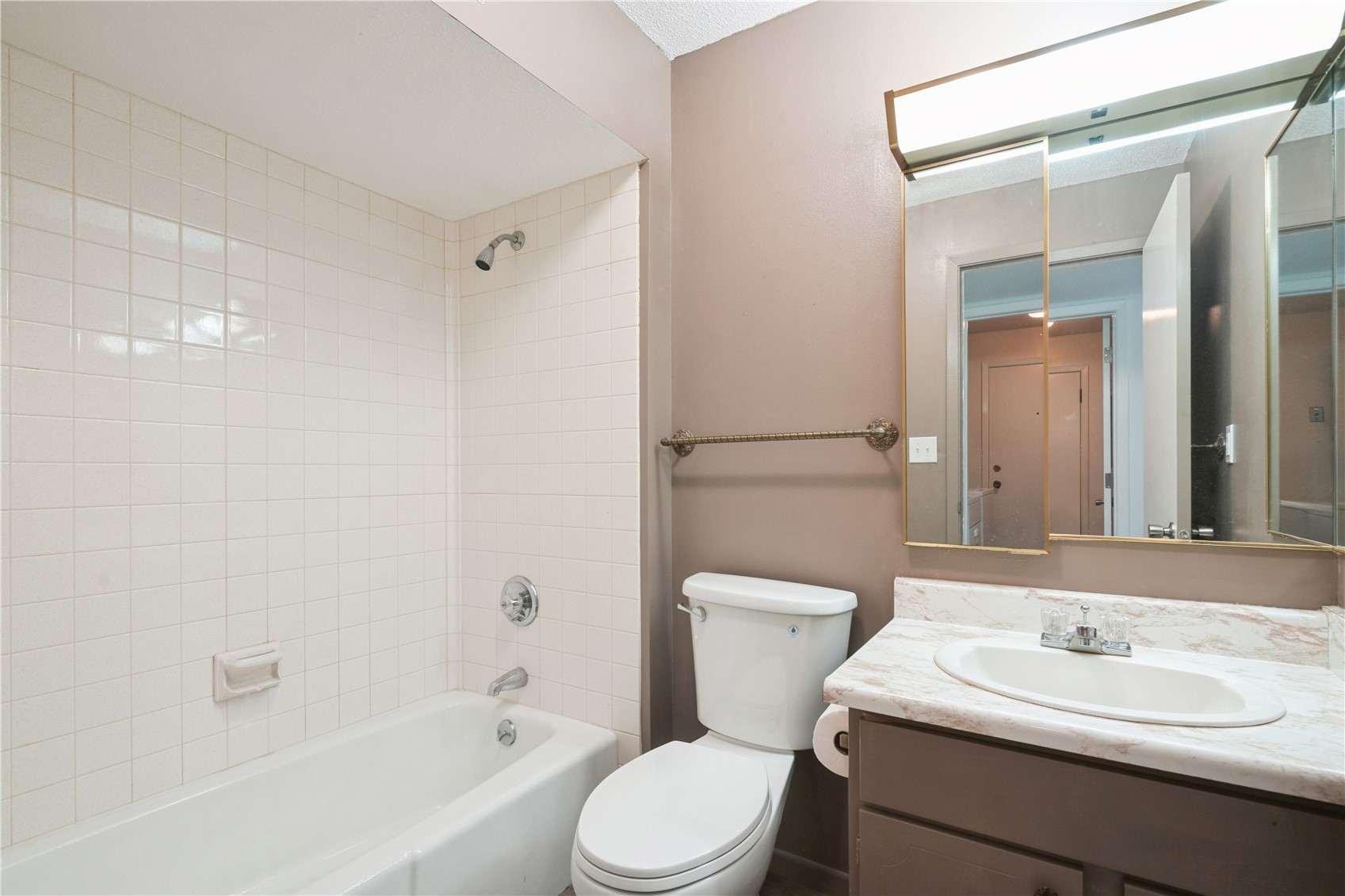 5715 Golden Court NE Cedar Rapids IA 52402