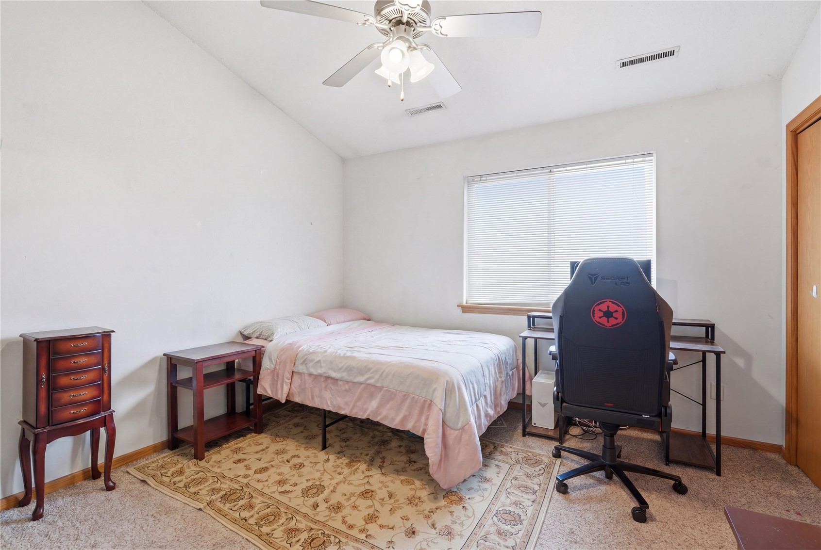 531 E Goldfinch Tiffin IA 52340