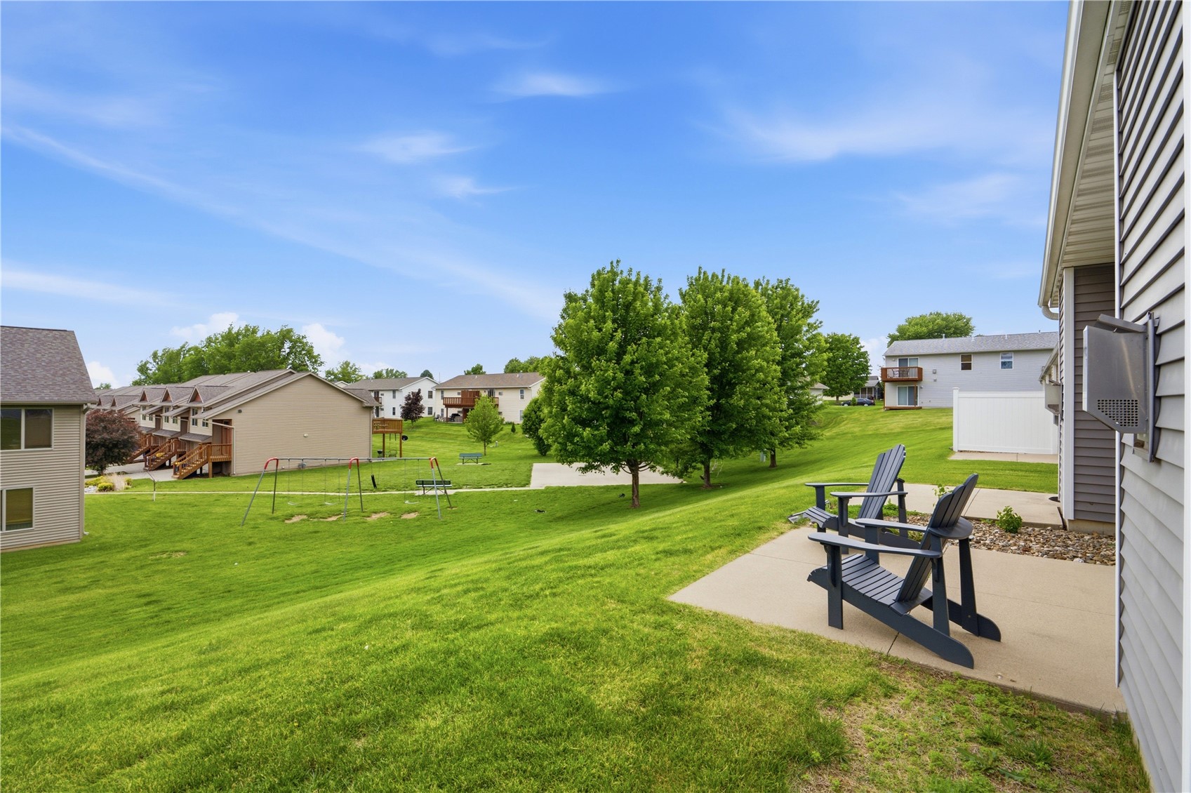 531 E Goldfinch Tiffin IA 52340