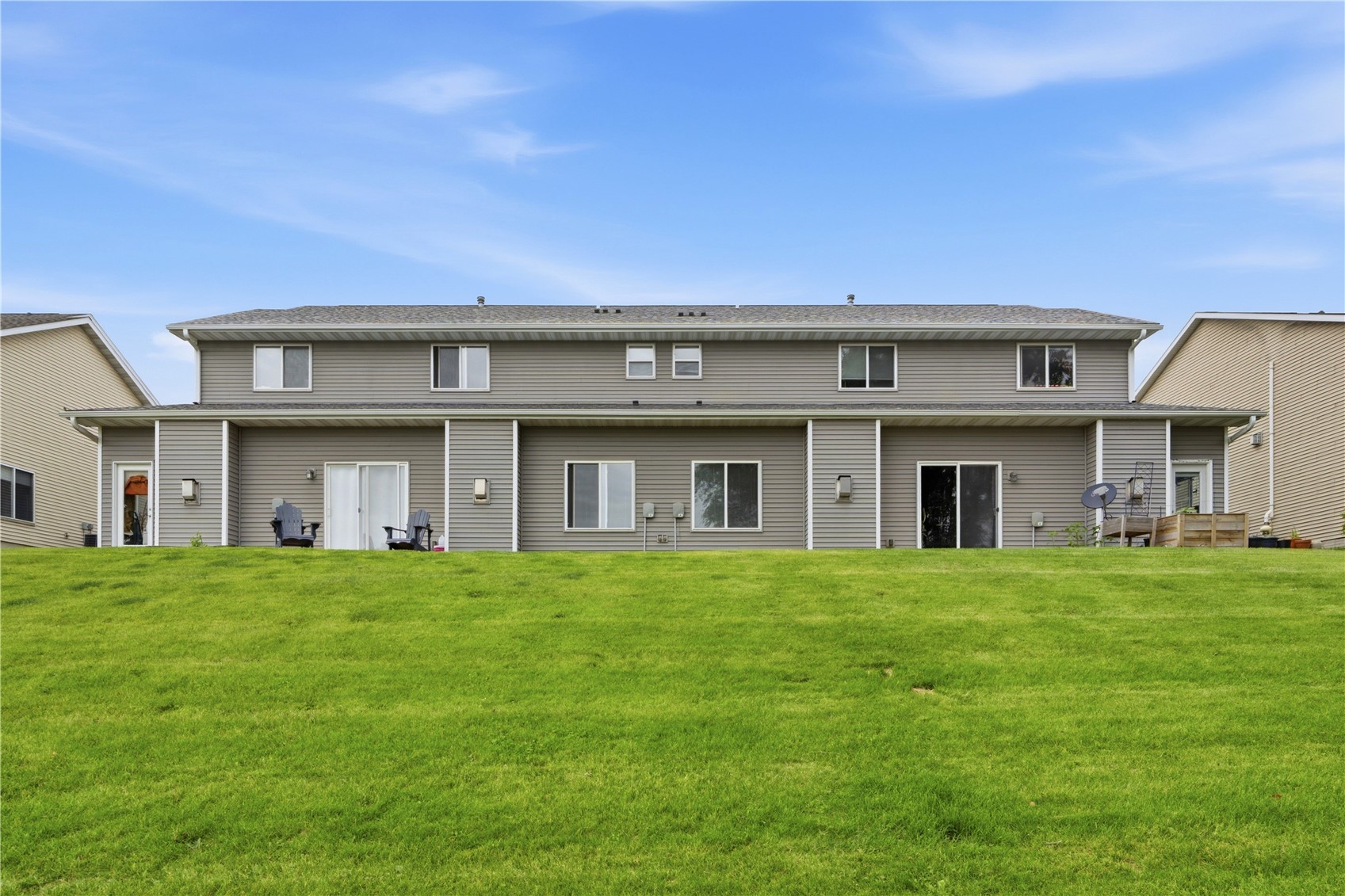 531 E Goldfinch Tiffin IA 52340