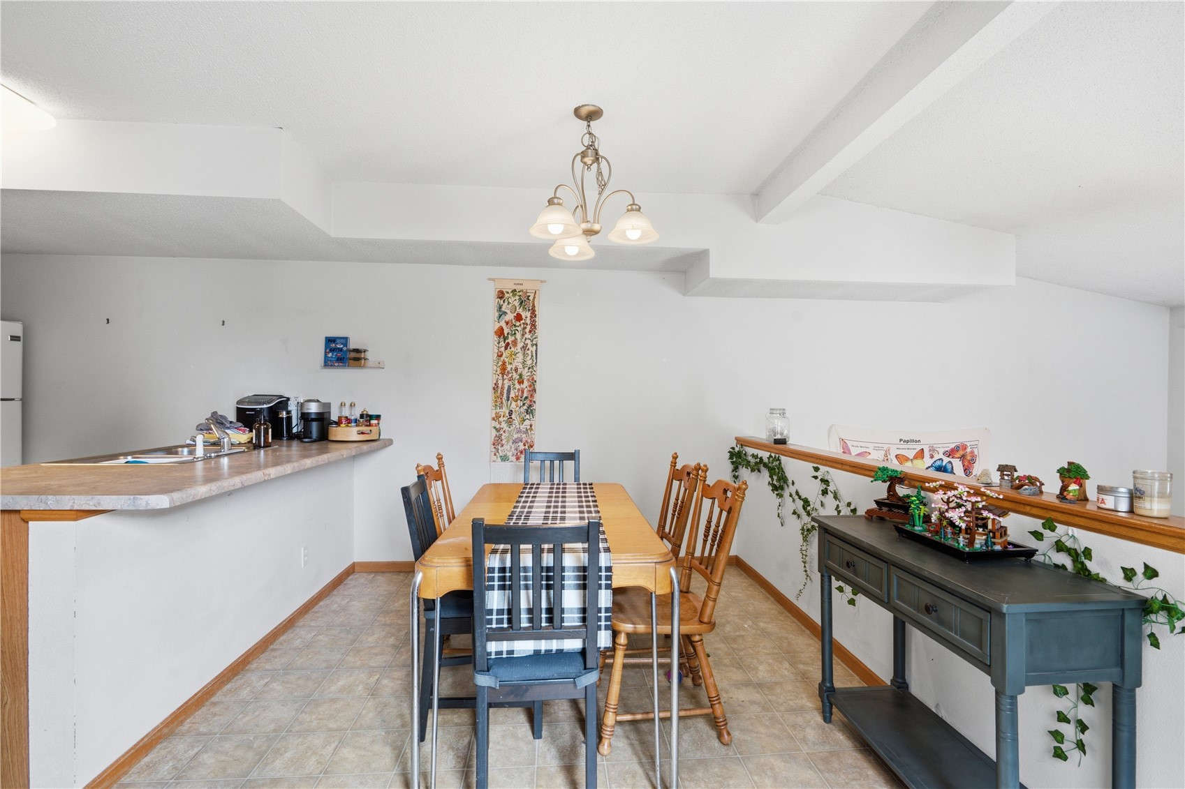 531 E Goldfinch Tiffin IA 52340