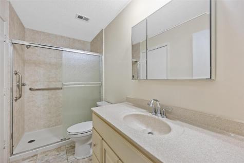 100 Thompson Drive SE Cedar Rapids IA 52403
