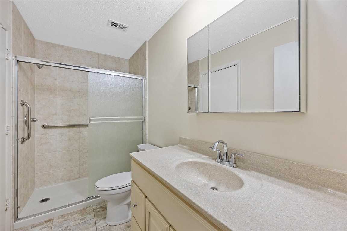 100 Thompson Drive SE Cedar Rapids IA 52403