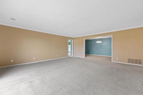 100 Thompson Drive SE Cedar Rapids IA 52403