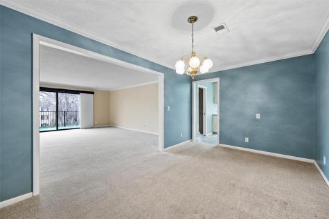 100 Thompson Drive SE Cedar Rapids IA 52403