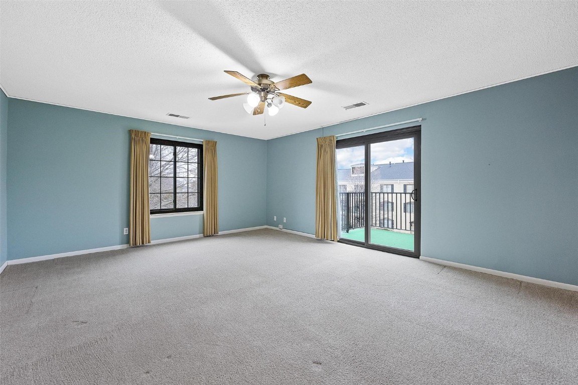 100 Thompson Drive SE Cedar Rapids IA 52403