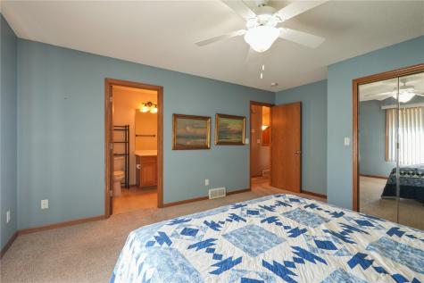 5004 Rockcress Court Marion IA 52302